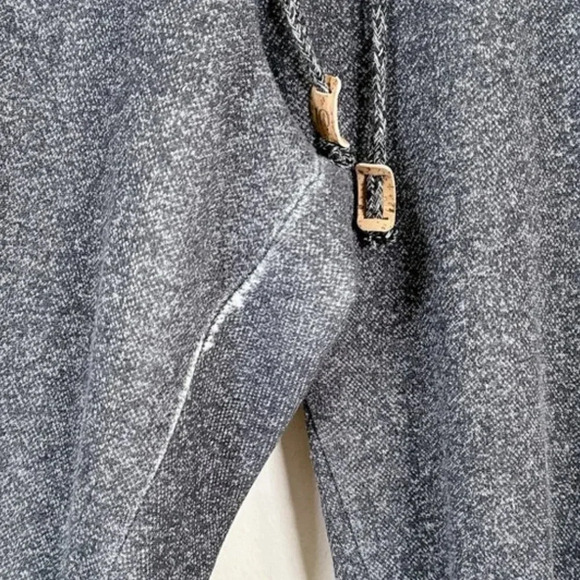 Tentree Women's Bamone Sweatpants Black Heather Color - Picture 13 of 14